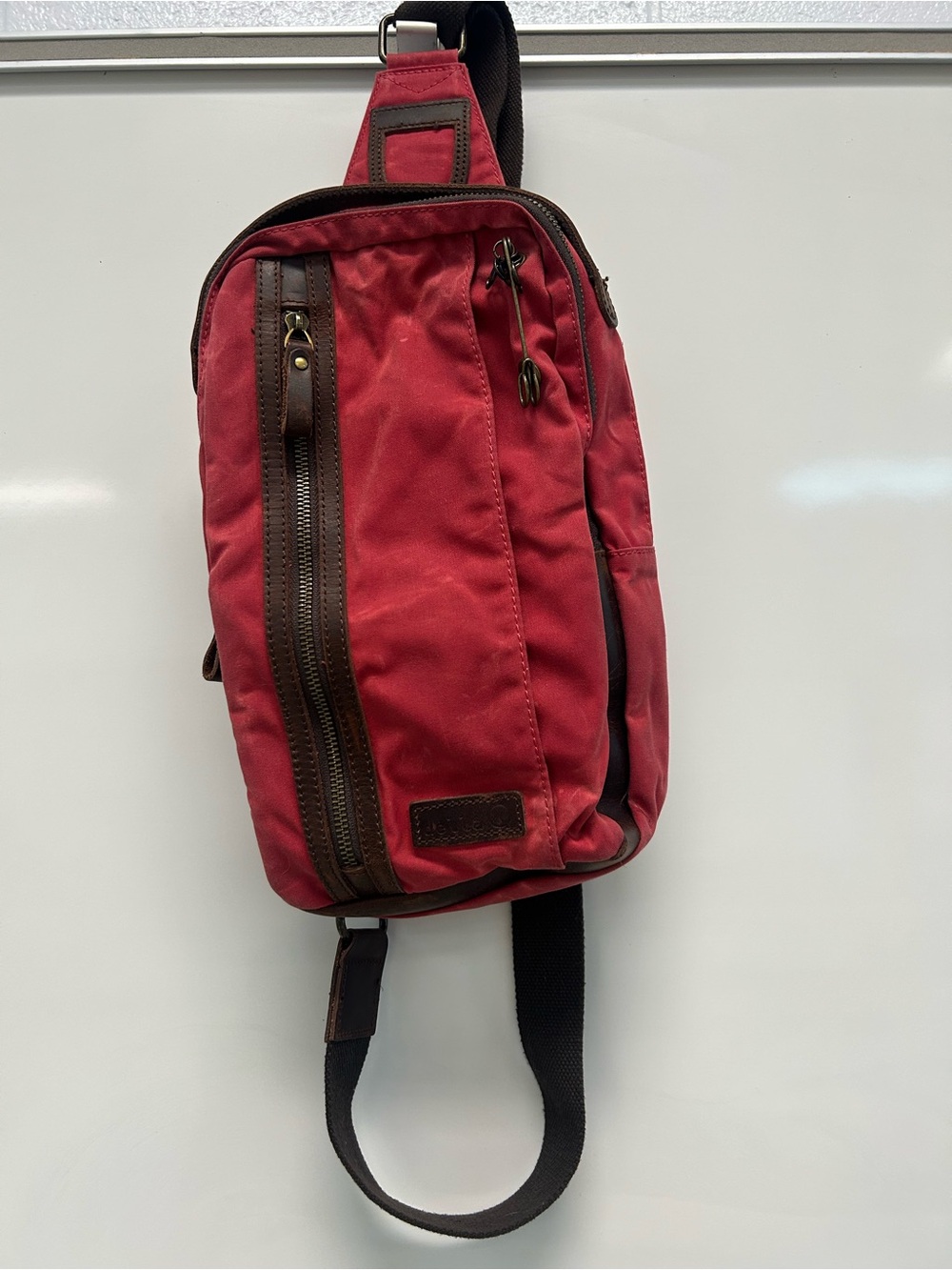 Della Q makers mini messenger canvas Crossbody Sling Bag